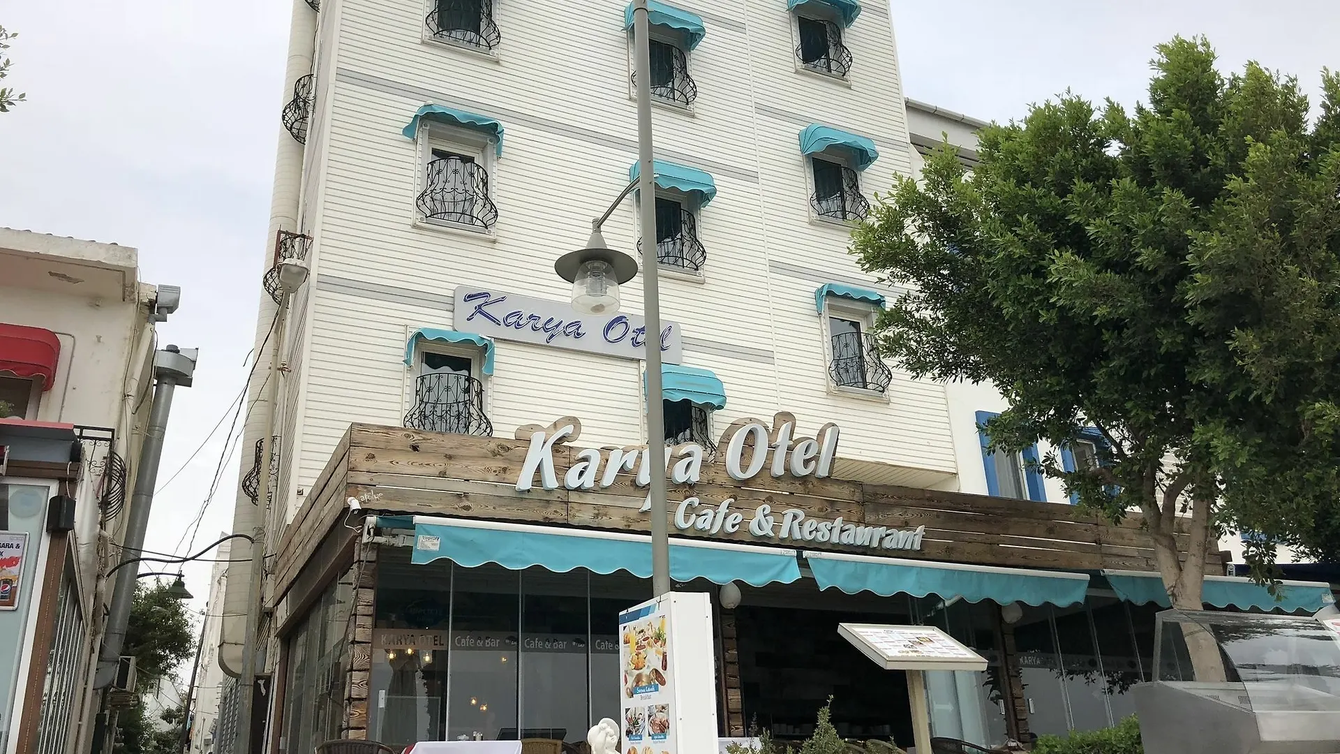 Karya Otel Бодрум